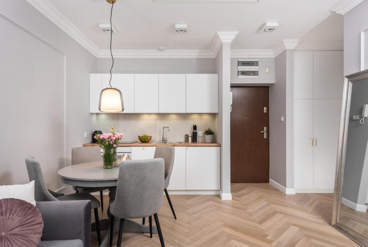 Wielopole17 Miro Apartment With Ac Krasków Exterior foto